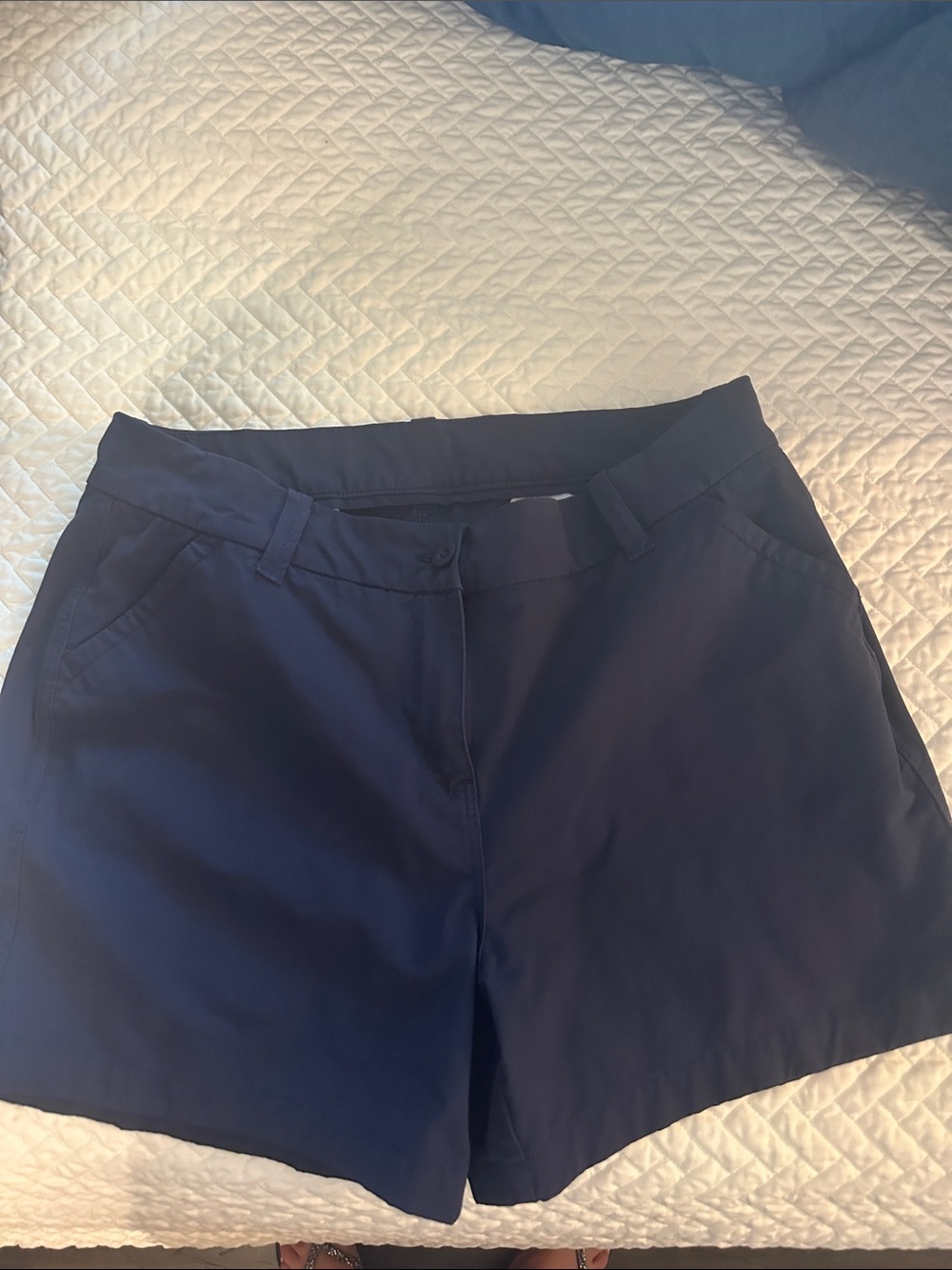 Vineyard Vines Navy Women's Tailored Performance Shorts